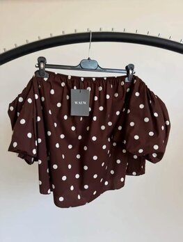 Offshoulder top stippen - bruin / wit