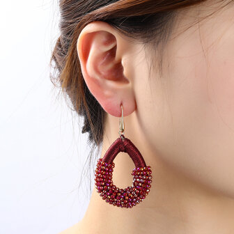 Oorbellen E4569-2 Threaded beads drop burgundy - Day&amp;Eve