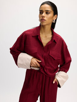 Oversized korte blouse Lylou bordeaux rood - Refined Department