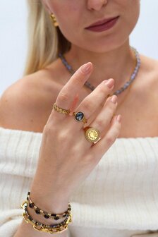 Ring K.R.055.6 Black stone goud - Label Kiki