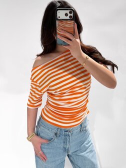 T-shirt gestreept offshoulder oranje/wit