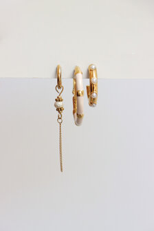 Oorbel per stuk K.SH.424.1 Round of pearls hoop goud - Label Kiki