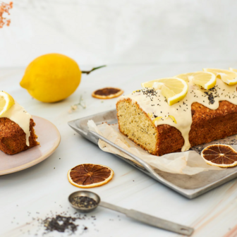 DIY lemon poppy cake - Pineut