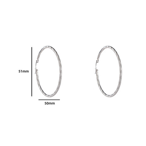 Oorbellen E4290-5-1 fine twist hoop 50 mm zilver - Day&Eve 