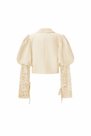 Korte blazer met pofmouw en kant