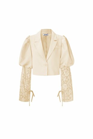 Korte blazer met pofmouw en kant
