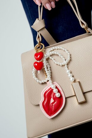 Bag charm kisses & pearls