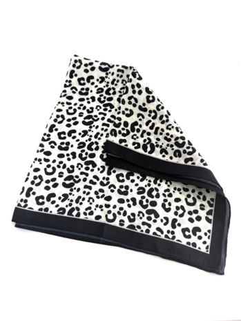 Sjaaltje S513-1 Panter zwart - Day&Eve