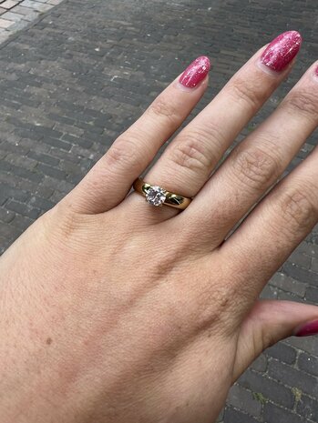 Steentje twisted Glint stone diamond light pink 6 mm goud TMF1 - Melano
