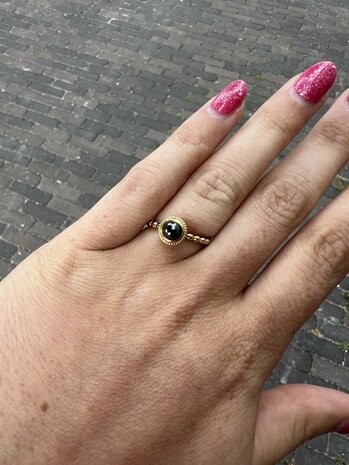 Steentje twisted Smooth Gem Hermatite 8 mm goud TME5 - Melano