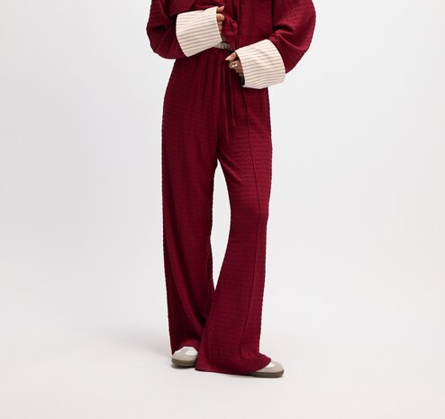 Broek met wijde pijpen Mara bordeaux rood - Refined Department