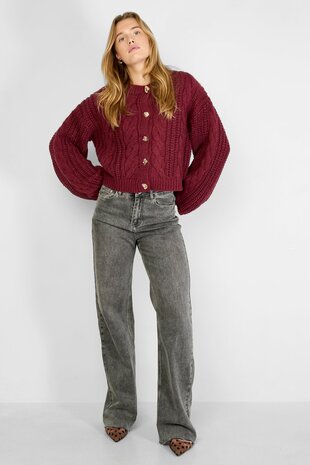 Vest gebreid met gouden knopen - bordeaux rood