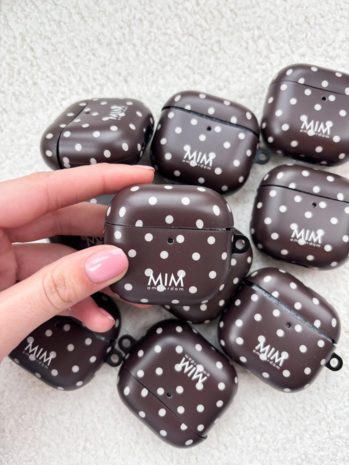 Spot On Airpod case - MIM Amsterdam