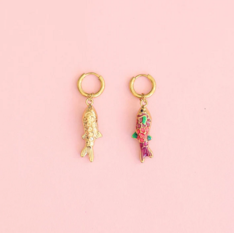 Oorbel Tiny Fish goud p/st. - Mable