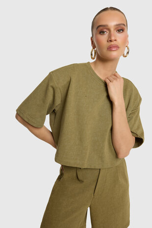 Cropped t-shirt Angie army groen - RefinedDepartment