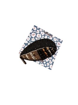 Pin diamond leaf zwart - Pinned by K Pin diamond leaf zwart - Pinned by K