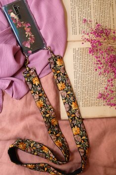 Bagstrap/phonestrap donker geel/paars - La N'atelier Bagstrap/phonestrap donker geel/paars - La N'atelier