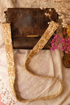 Bagstrap/phonestrap licht goud - La N'atelier Bagstrap/phonestrap licht goud - La N'atelier