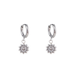 Oorbellen E3791-1 small sun ring zilver - ​​​​​​​Day&Eve Oorbellen E3791-1 small sun ring zilver - ​​​​​​​Day&Eve