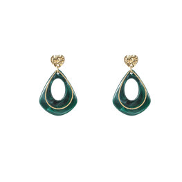 Oorbellen E4915-2 Long resin dangle earring goud + green - Day&Eve Oorbellen E4915-2 Long resin dangle earring goud + green - Day&Eve